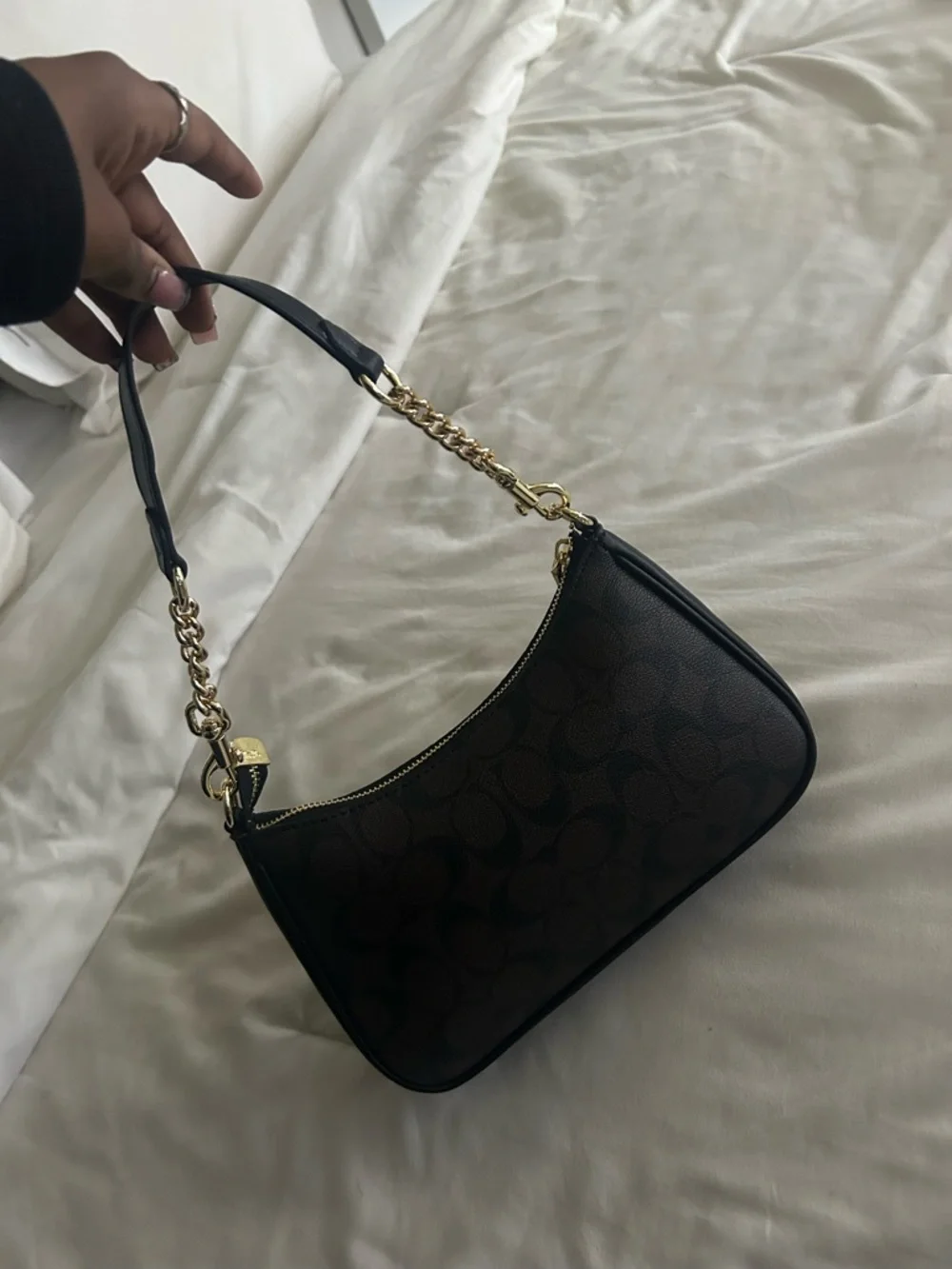 Coach Shoulder Bag - Picture 3 of 7